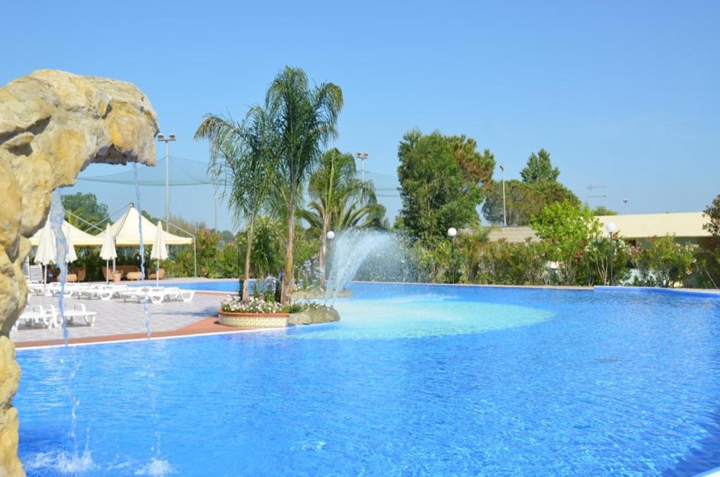 Alessidamo Club Metaponto Hotel Luaran gambar
